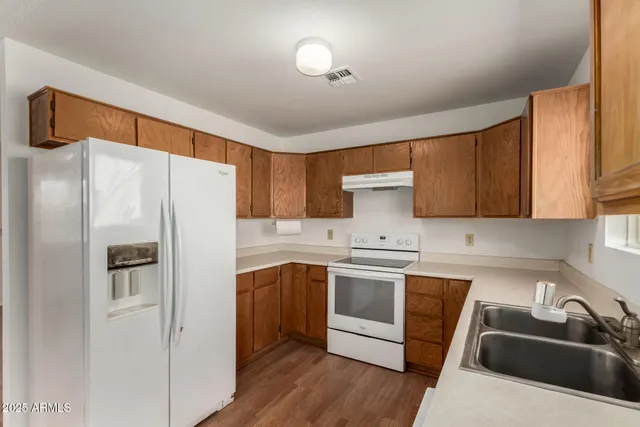 $359,900 | 301 South Elmont Drive, Apache Junction, AZ 85120