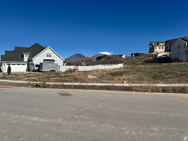 3583 South Mapleton Drive, Unit 13 Mapleton, UT 84664 - Photo 4 of 14 View of yard
