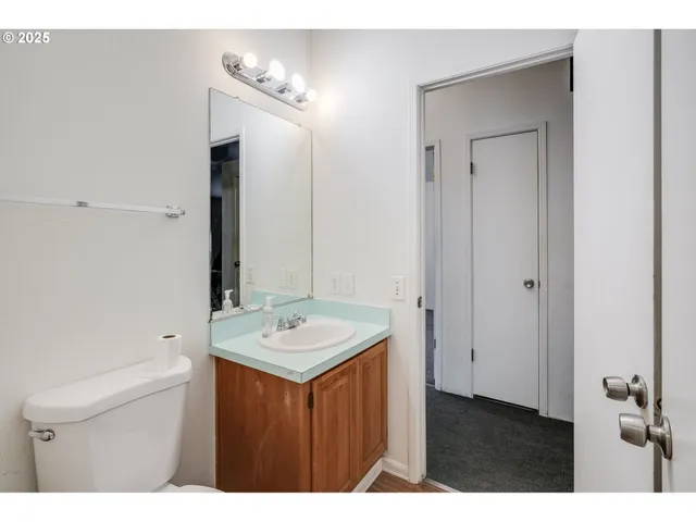 $150,000 | 3921 Pacific Circle, Hubbard, OR 97032