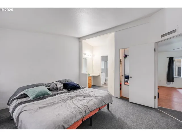 $150,000 | 3921 Pacific Circle, Hubbard, OR 97032