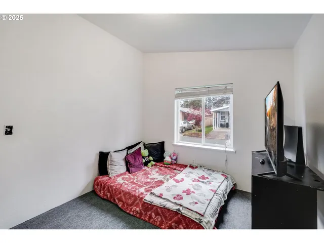 $150,000 | 3921 Pacific Circle, Hubbard, OR 97032