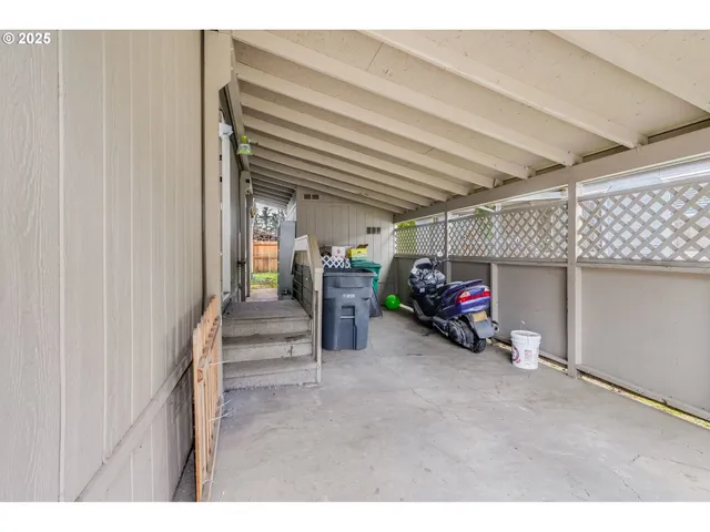 $150,000 | 3921 Pacific Circle, Hubbard, OR 97032