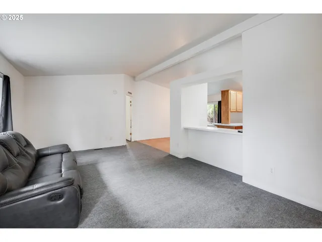 $150,000 | 3921 Pacific Circle, Hubbard, OR 97032