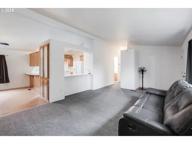 $150,000 | 3921 Pacific Circle, Hubbard, OR 97032