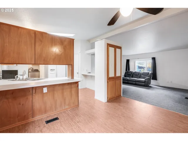 $150,000 | 3921 Pacific Circle, Hubbard, OR 97032