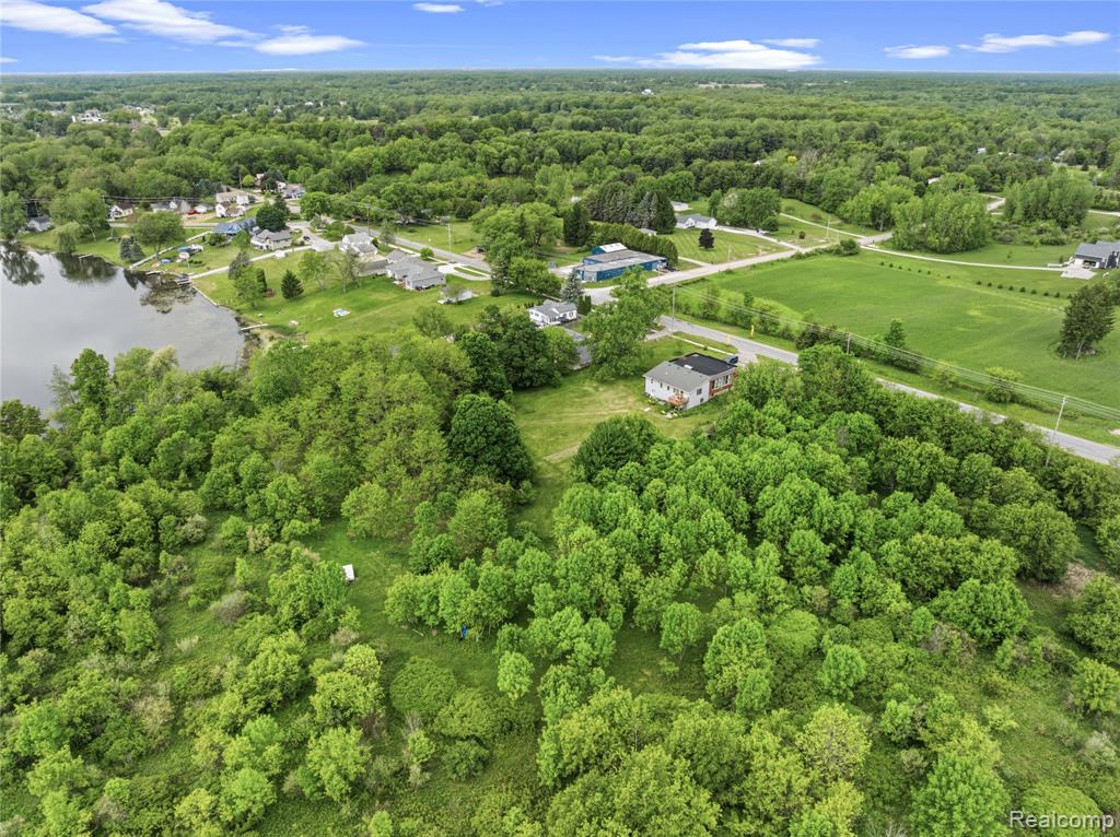 9200 Perry Road Atlas, MI 48411 - Photo 10 of 14