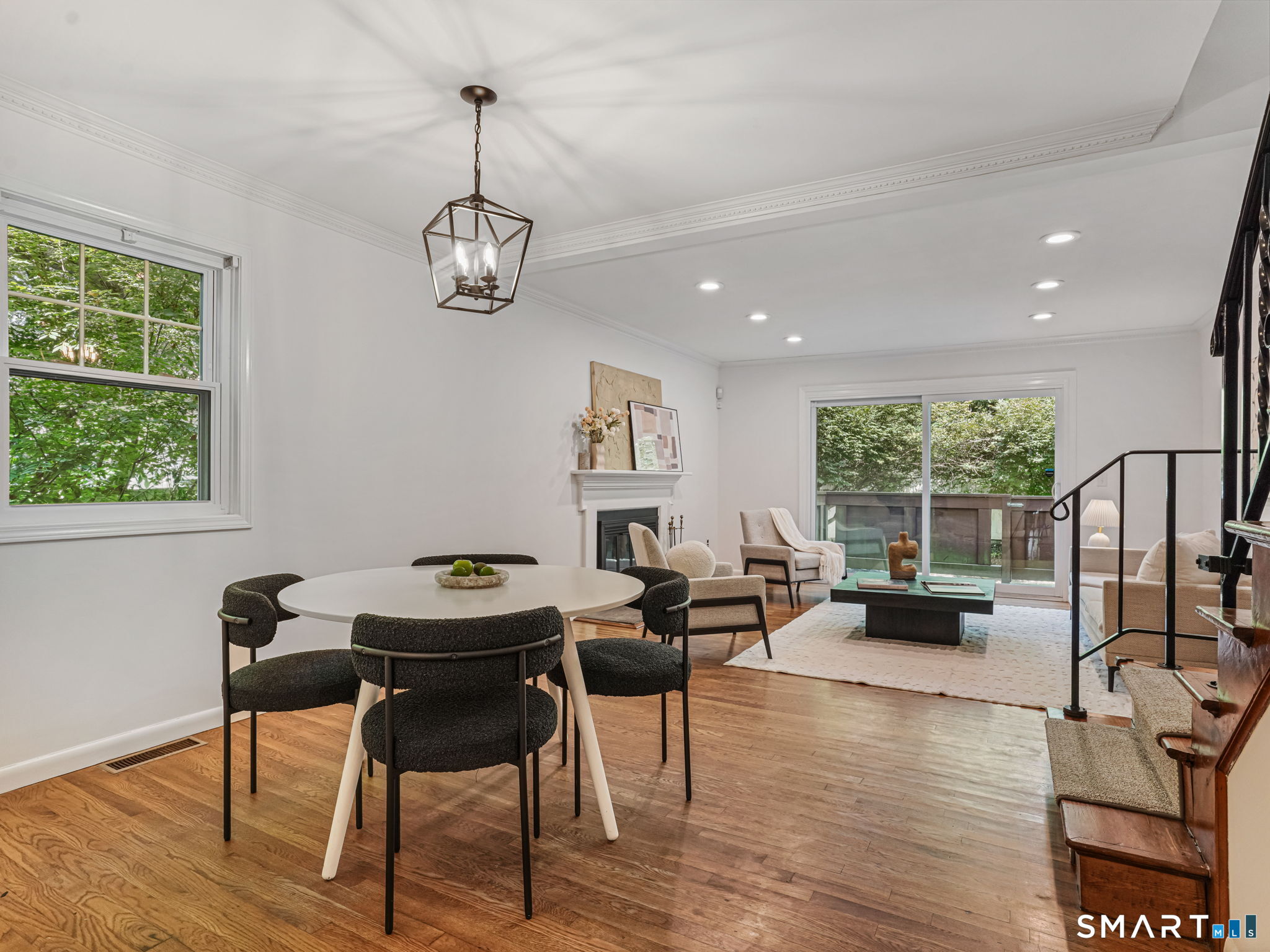 19 Colonial Road, Unit 6 Stamford, CT 06906 - Photo 4 of 29 Gallery Image 4
