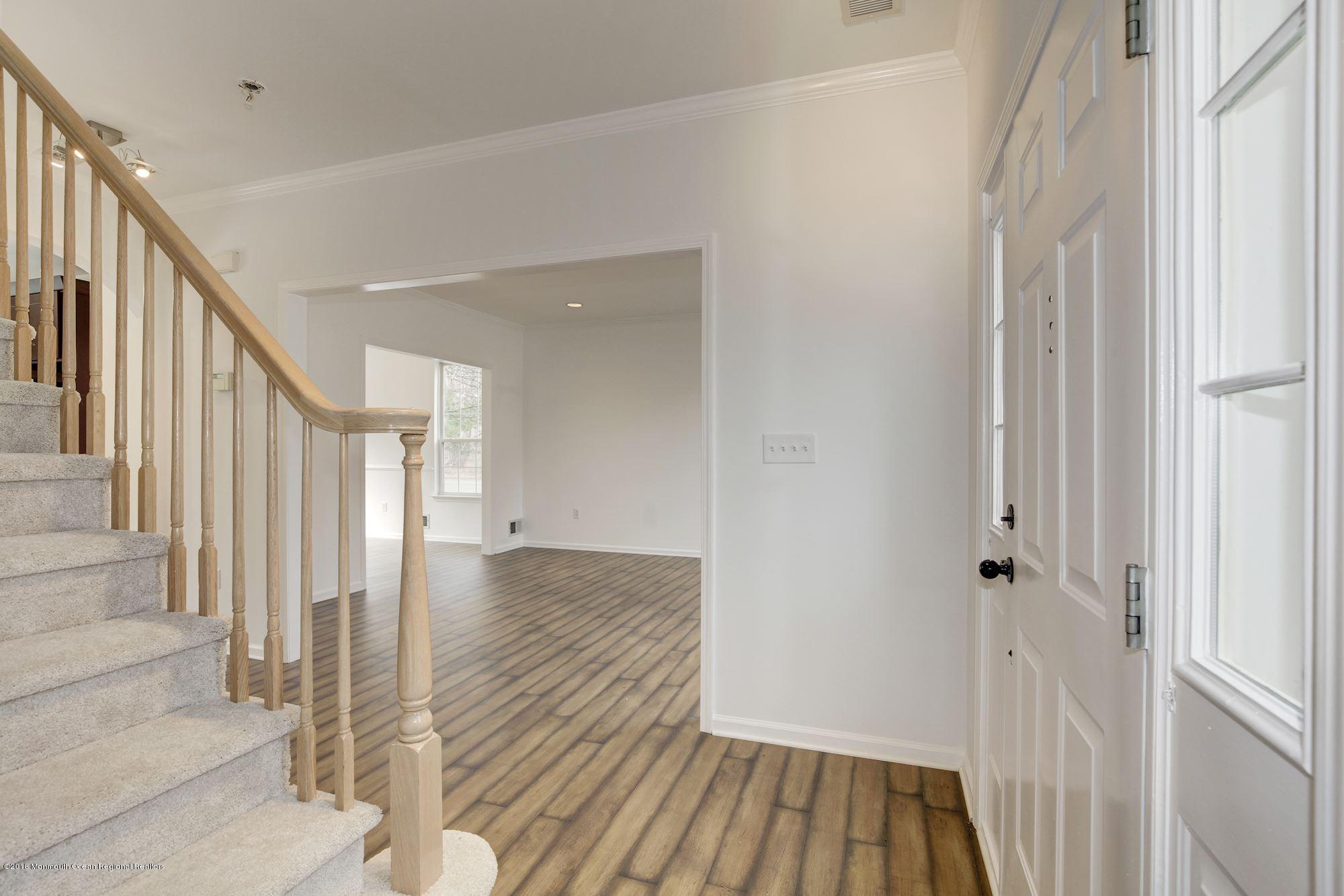 2 Bernadette Road Morganville, NJ 07751 - Photo 23 of 37 008_2_Bernadette_Rd_221374_306778