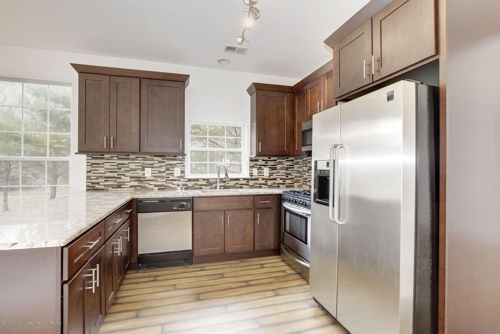 2 Bernadette Road Morganville, NJ 07751 - Photo 3 of 37 025_2_Bernadette_Rd_221374_306778