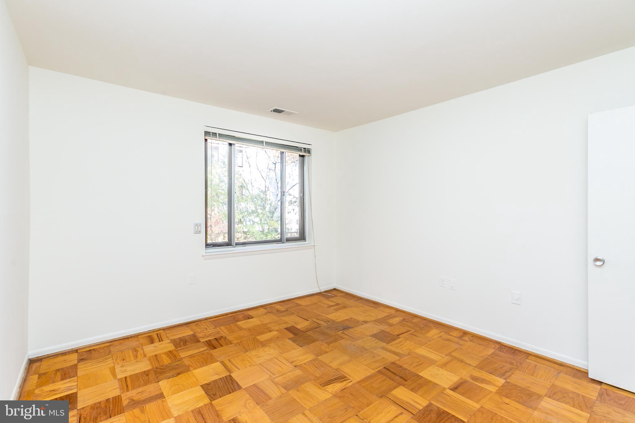 7 Hamill Road, Unit 7C Baltimore, MD 21210 - Photo 19 of 23 Bedroom 2