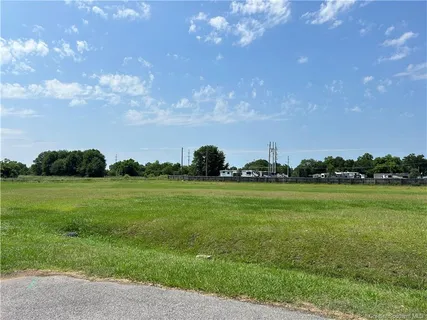 $62,500 | 0 Hickory Street, Iowa, LA 70647