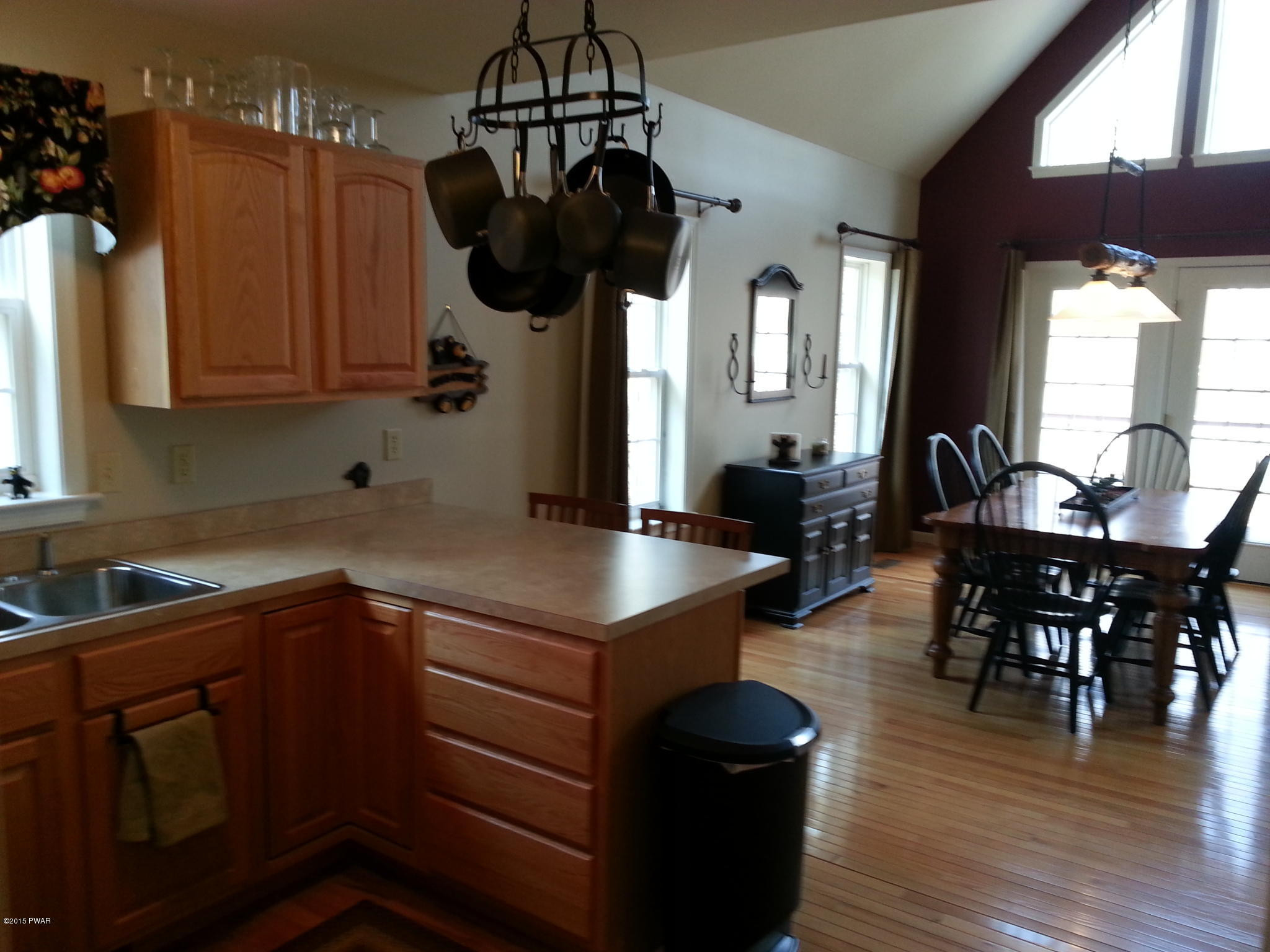 102 Laurel Road Lackawaxen, PA 18435 - Photo 20 of 40 Gallery Image 20
