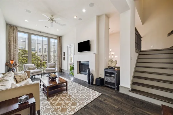 $699,000 | 1416 Lake Pointe Parkway, Sugar Land, TX 77478