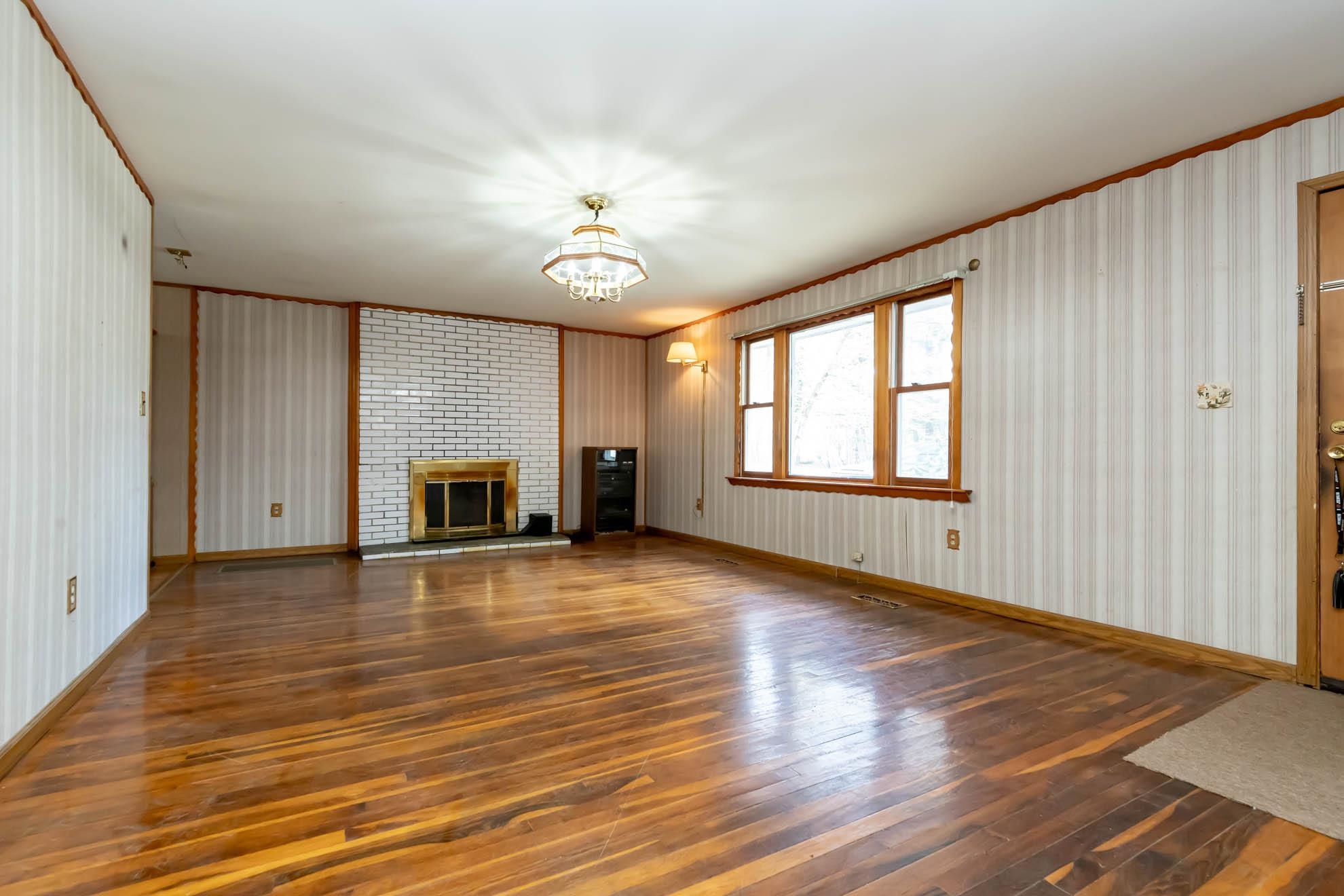 44 Wire Road Merrimack, NH 03054 - Photo 15 of 33
