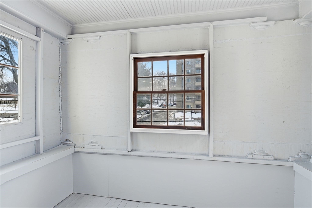 86 Conz Street Northampton, MA 01060 - Photo 17 of 27