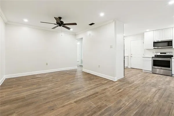 $1,400 | 498 Oak Avenue, Unit 4, Harahan, LA 70123