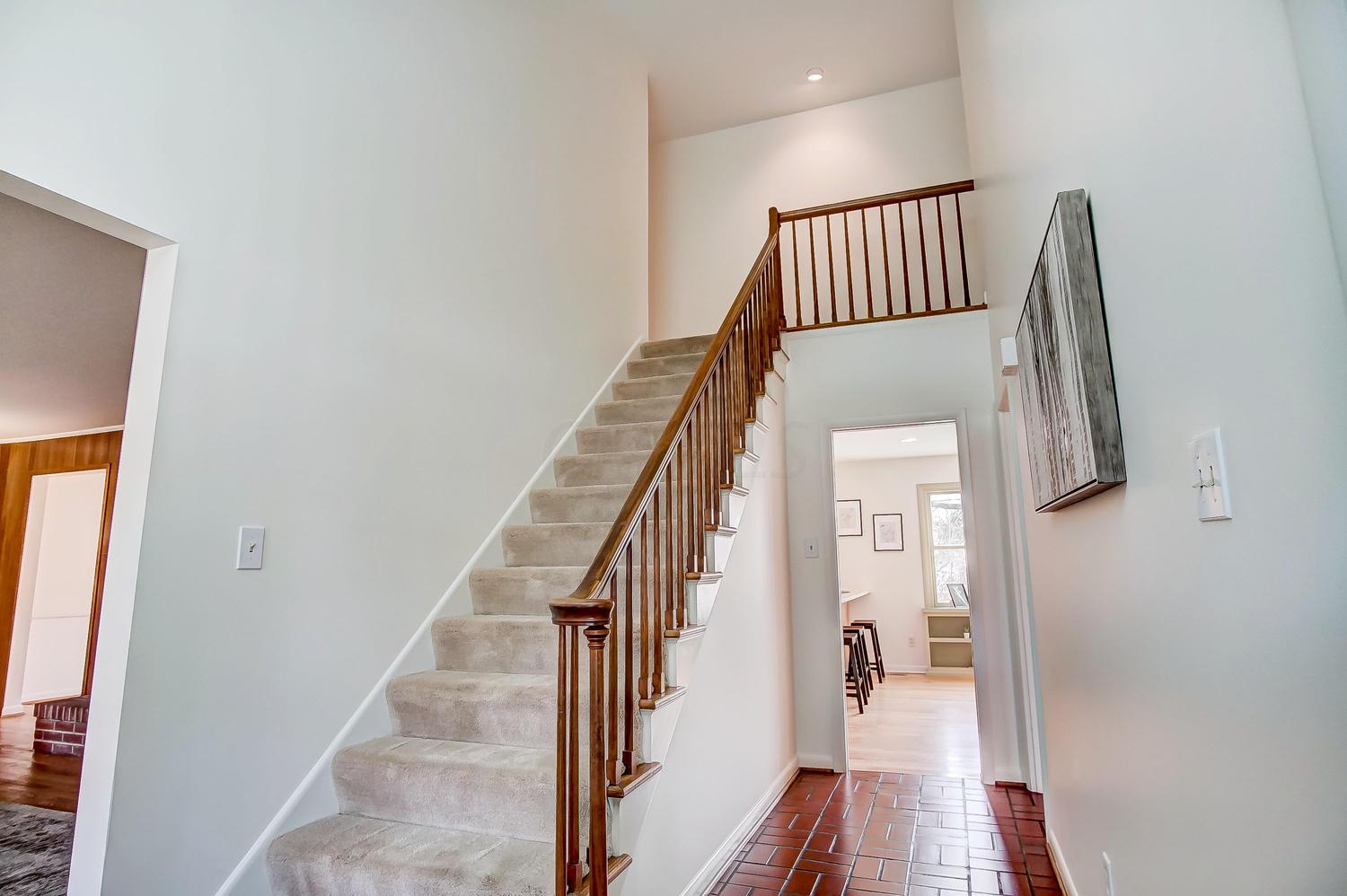 2477 Lytham Road Columbus, OH 43220 - Photo 29 of 56