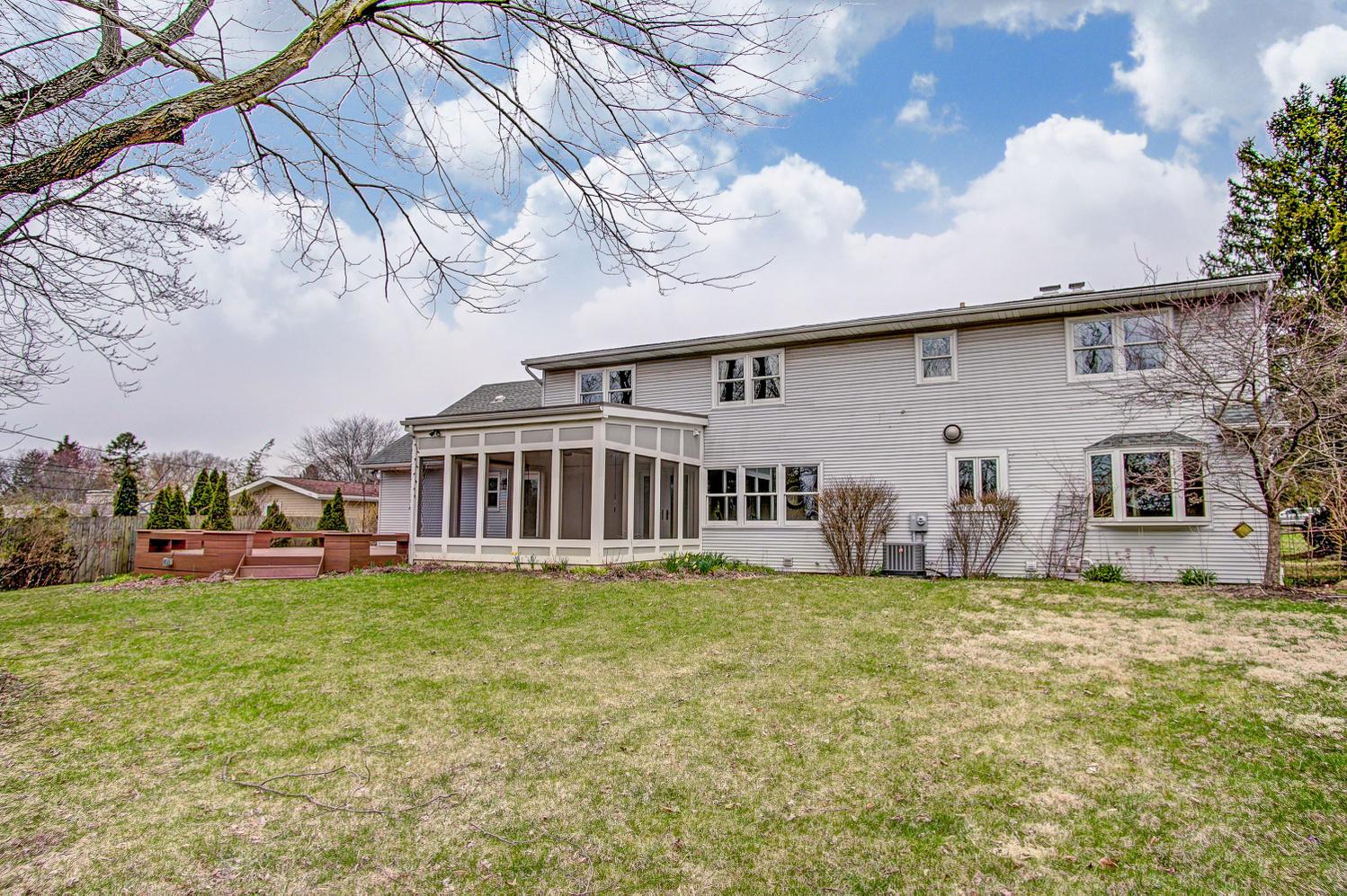 2477 Lytham Road Columbus, OH 43220 - Photo 51 of 56