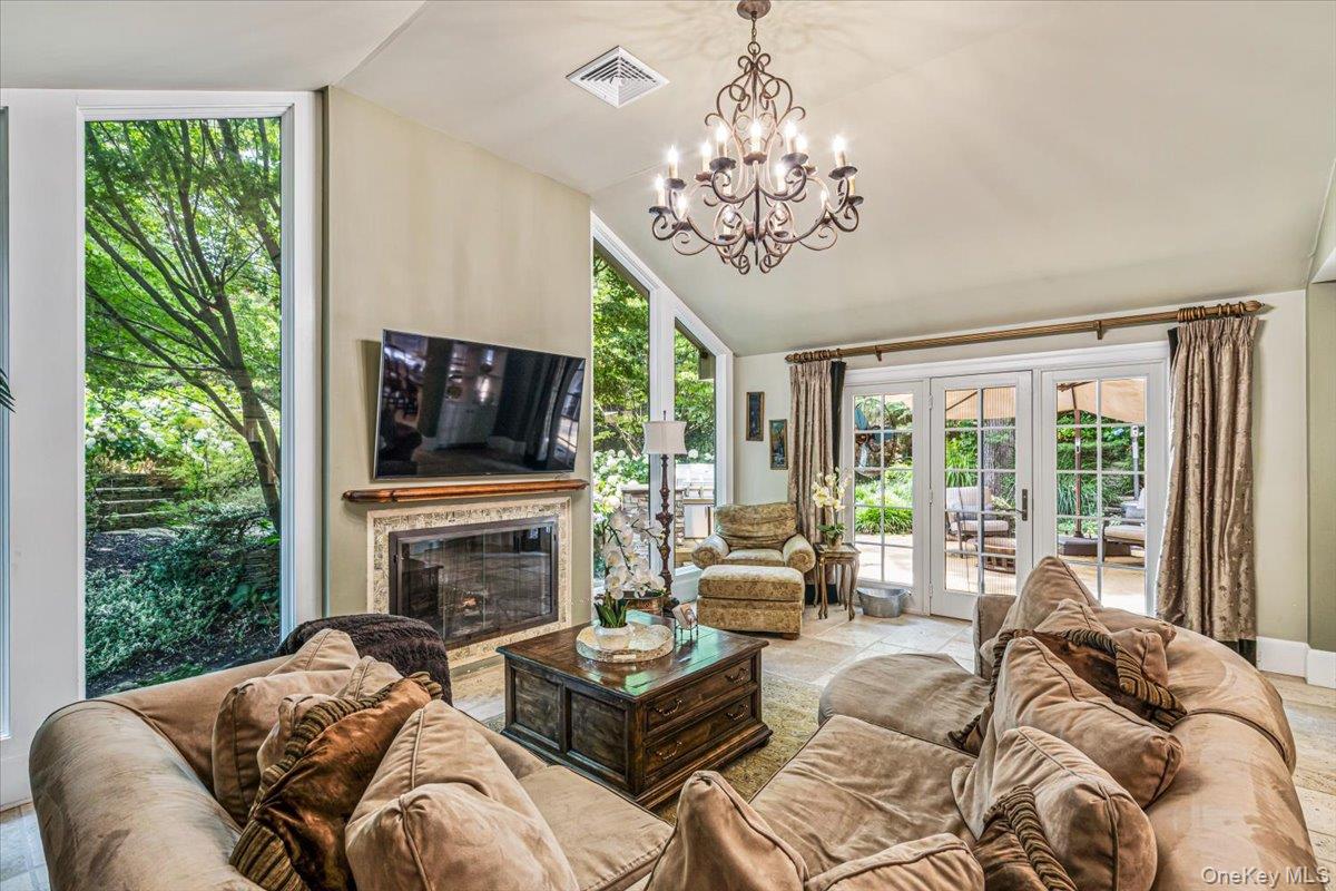 39 Cherry Lane Syosset, NY 11791 - Photo 20 of 43