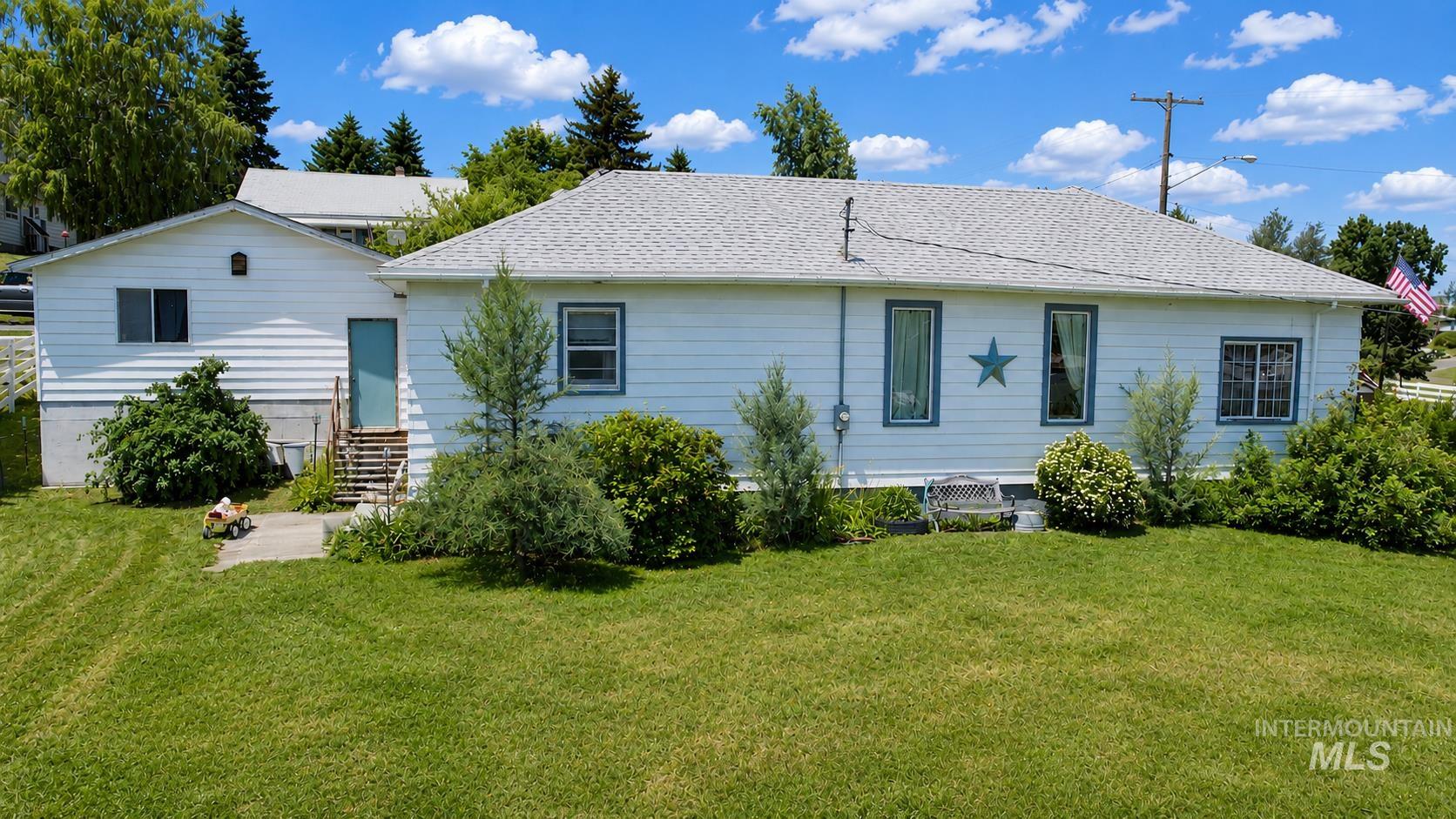 501 Walnut Street Nezperce, ID 83543 - Photo 32 of 37