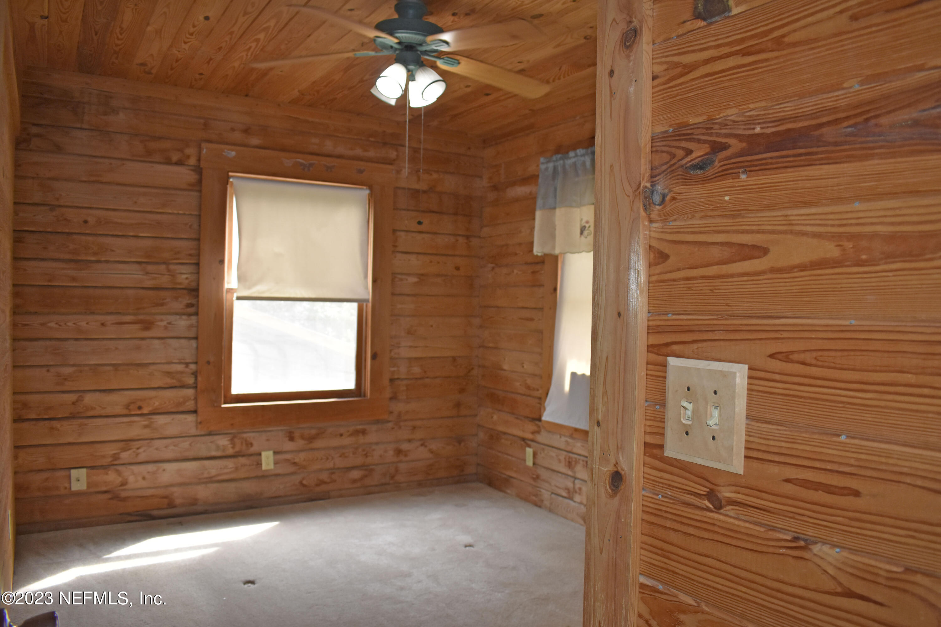 119 Whirlwind Loop Hawthorne, FL 32640 - Photo 15 of 52 1st floor bedroom