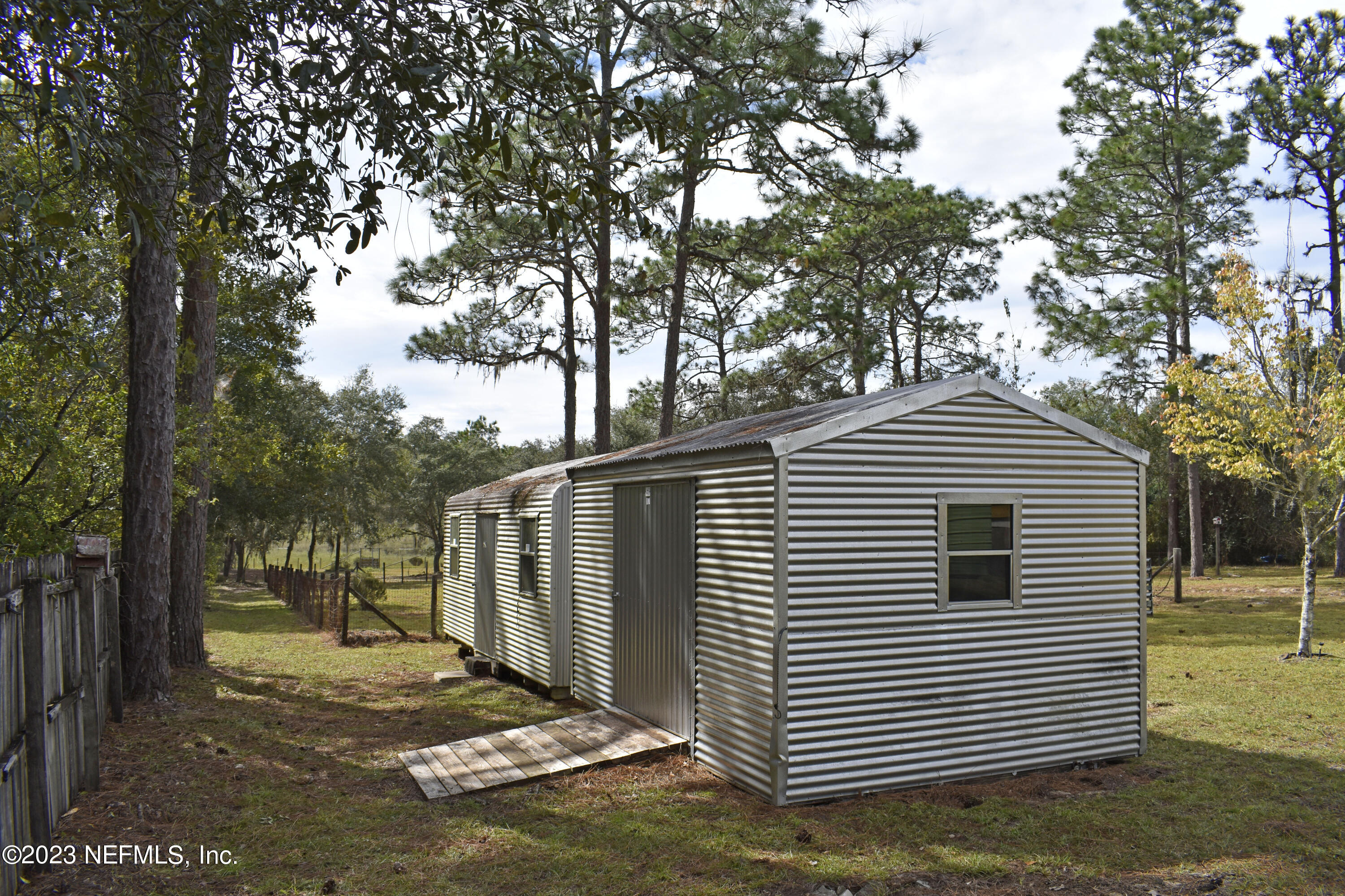 119 Whirlwind Loop Hawthorne, FL 32640 - Photo 33 of 52 2 sheds