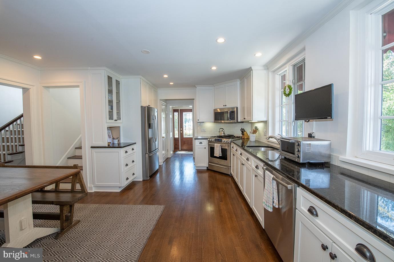 324 Conestoga Road Wayne, PA 19087 - Photo 23 of 81 Kitchen