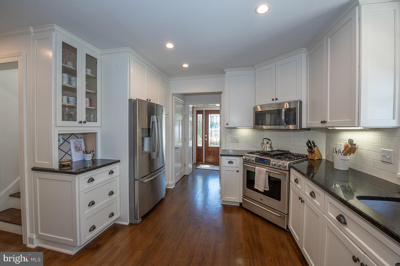 324 Conestoga Road Wayne, PA 19087 - Photo 26 of 81 Kitchen