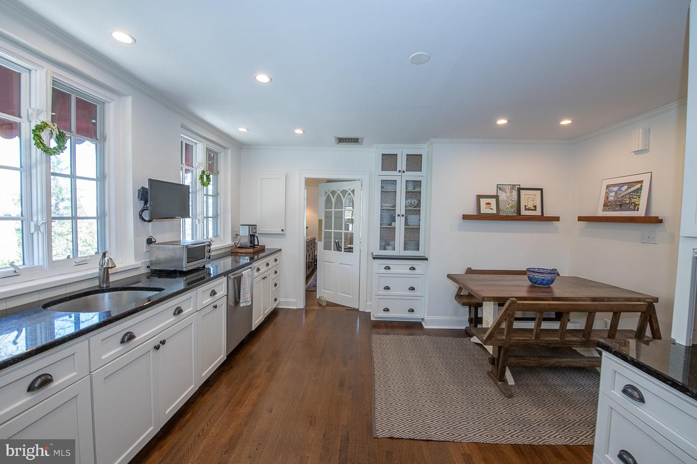 324 Conestoga Road Wayne, PA 19087 - Photo 27 of 81 Kitchen