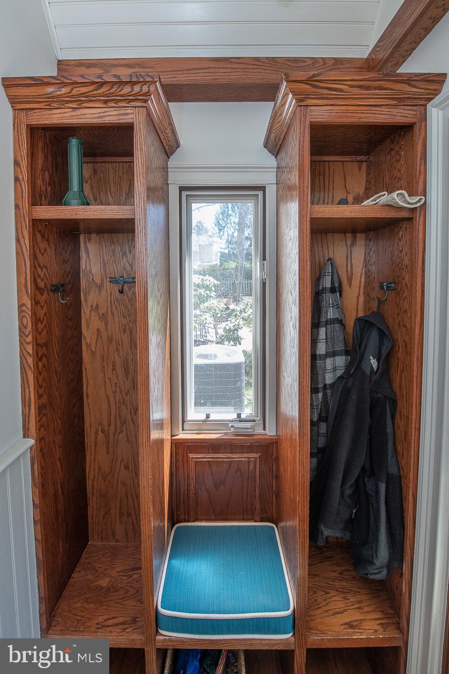 324 Conestoga Road Wayne, PA 19087 - Photo 29 of 81 Back Vestibule Area
