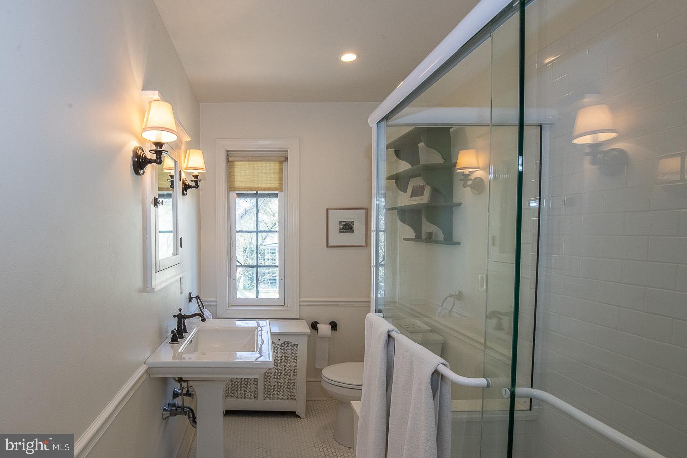 324 Conestoga Road Wayne, PA 19087 - Photo 48 of 81 2nd Floor Hall Bath
