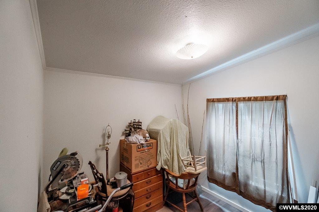 39098 Dexter Road, Unit 2 Dexter, OR 97431 - Photo 17 of 41