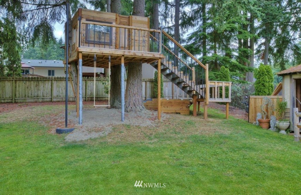 13909 147th Place Southeast Renton, WA 98059 - Photo 22 of 24 Gallery Image 22