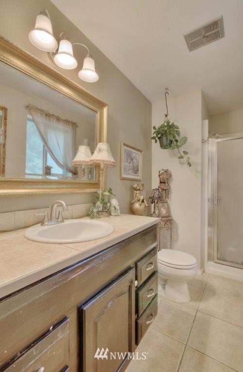 13909 147th Place Southeast Renton, WA 98059 - Photo 9 of 24 Gallery Image 9