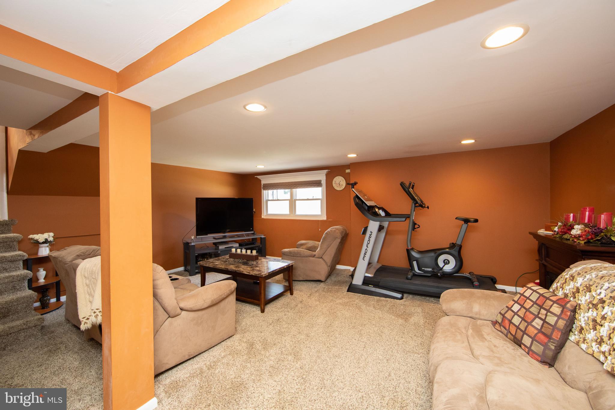 209 Sheffield Road Cherry Hill, NJ 08034 - Photo 19 of 39 Family Room