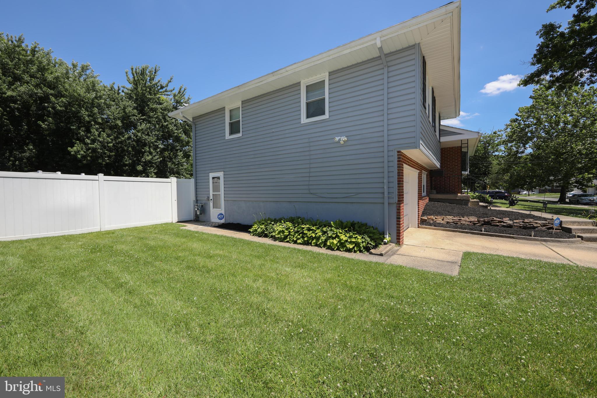 209 Sheffield Road Cherry Hill, NJ 08034 - Photo 39 of 39 Exterior Back