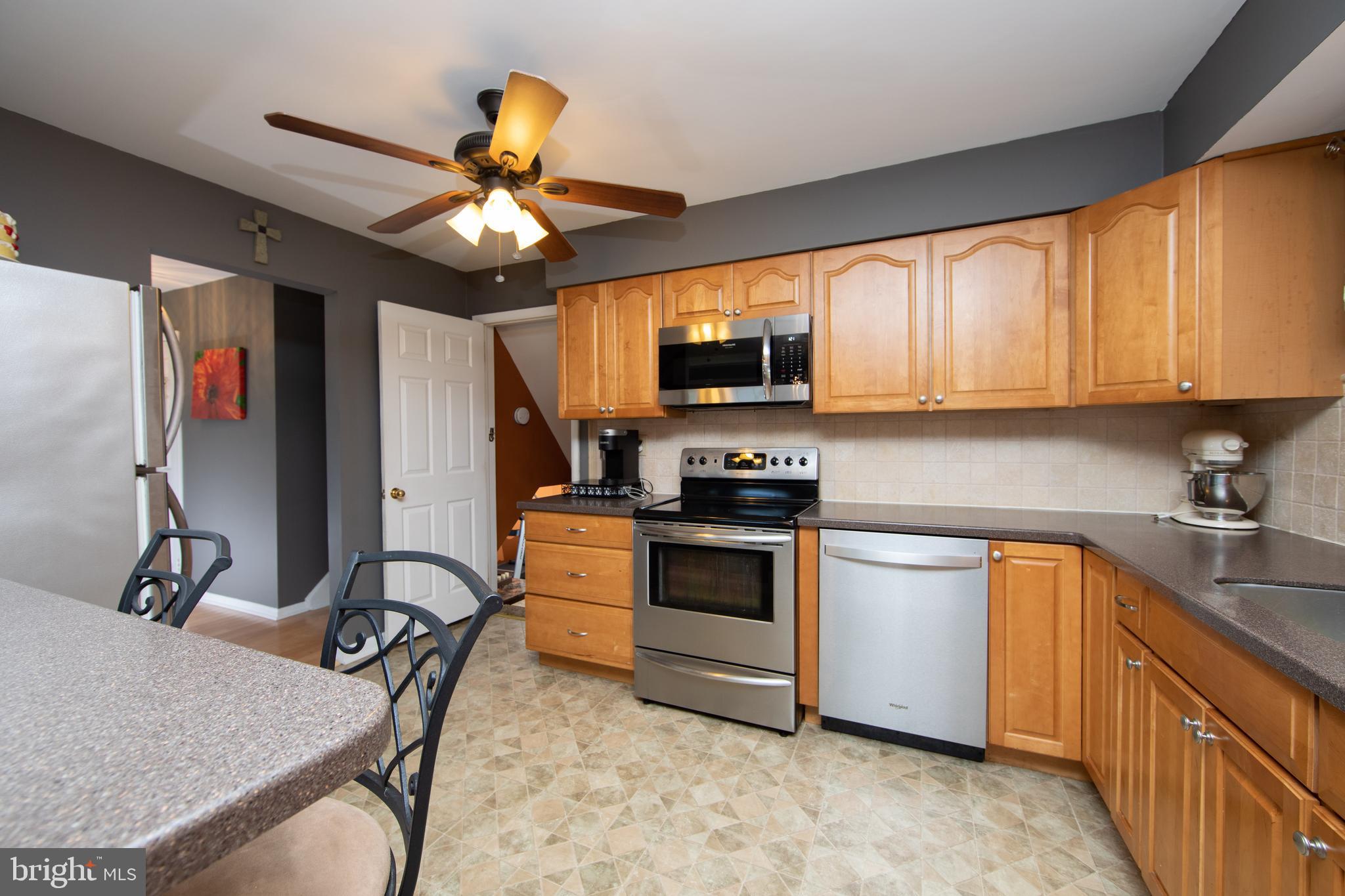 209 Sheffield Road Cherry Hill, NJ 08034 - Photo 6 of 39 Kitchen
