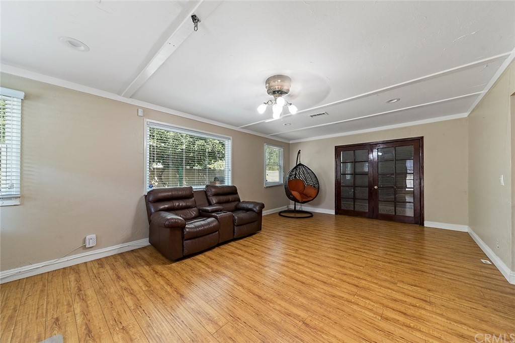 16419 Holmes Place Cerritos, CA 90703 - Photo 20 of 44