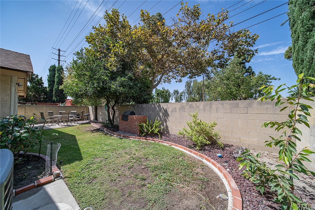 16419 Holmes Place Cerritos, CA 90703 - Photo 38 of 44