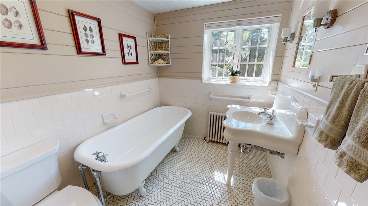 84 Wagner Road Westerly, RI 02891 - Photo 15 of 40 Full Bath First Floor