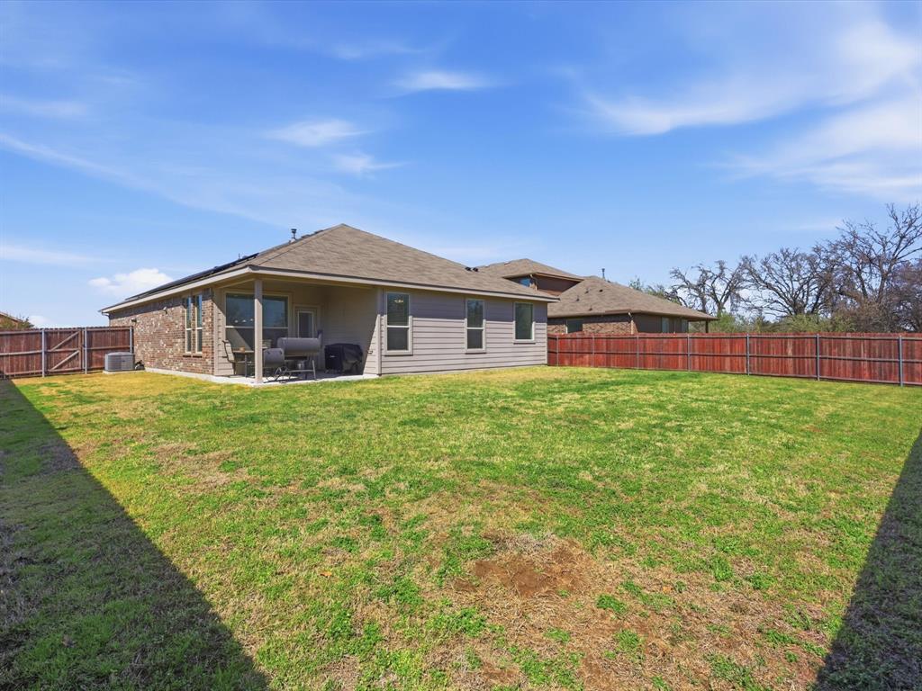 448 Regatta Lane Azle, TX 76020 - Photo 25 of 29