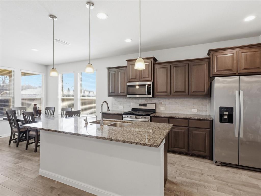 448 Regatta Lane Azle, TX 76020 - Photo 9 of 29