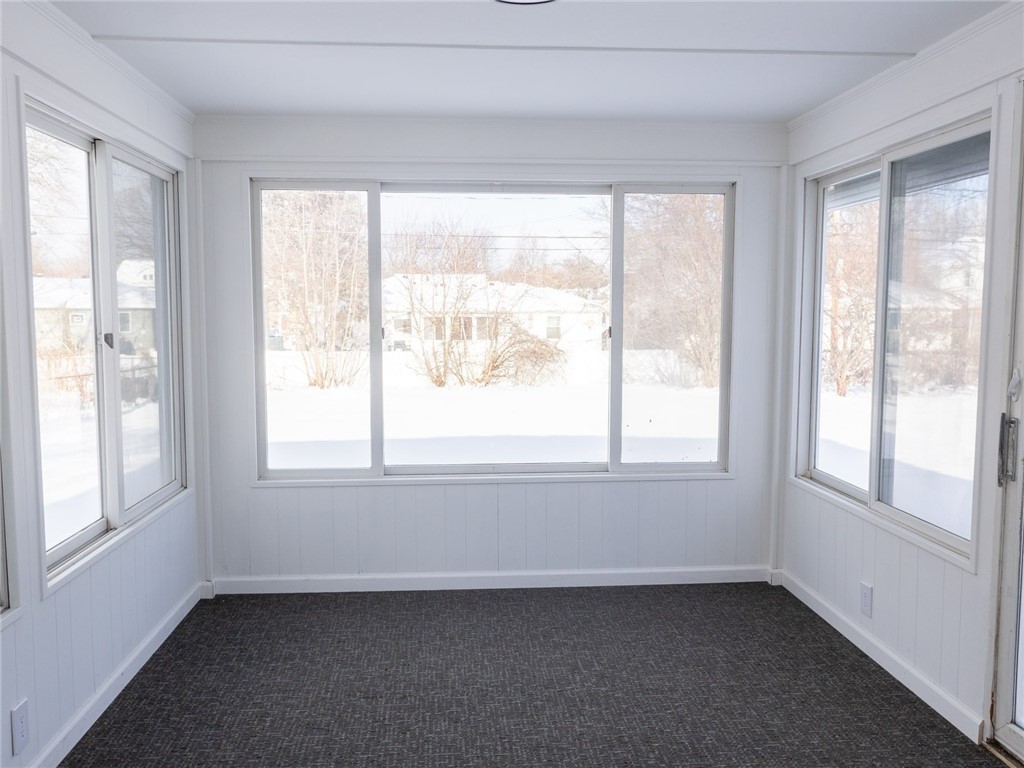 262 Simpson Road Irondequoit, NY 14617 - Photo 16 of 30