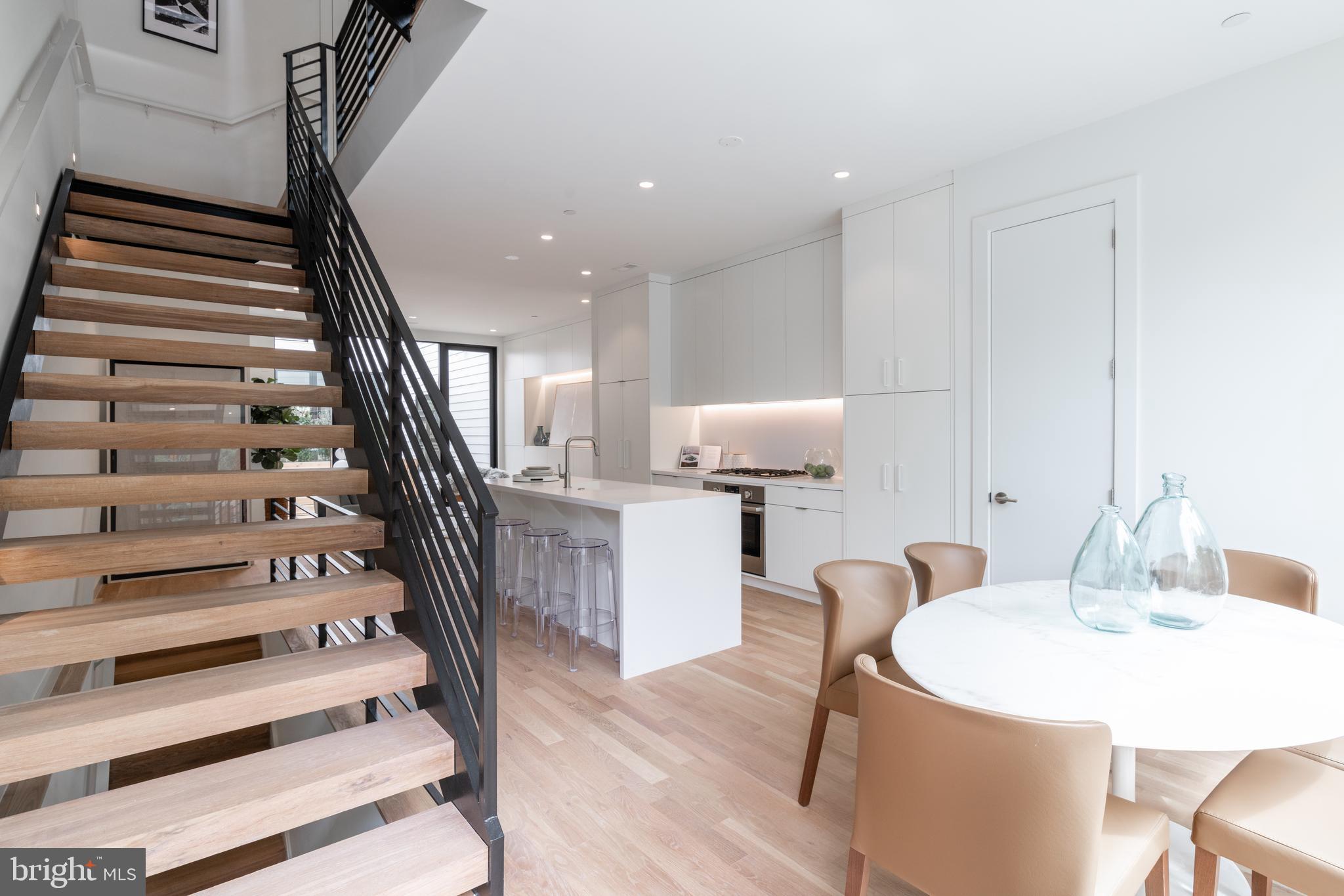 831 Rock Creek Church Road Northwest, Unit A Washington, DC 20010 - Photo 4 of 41