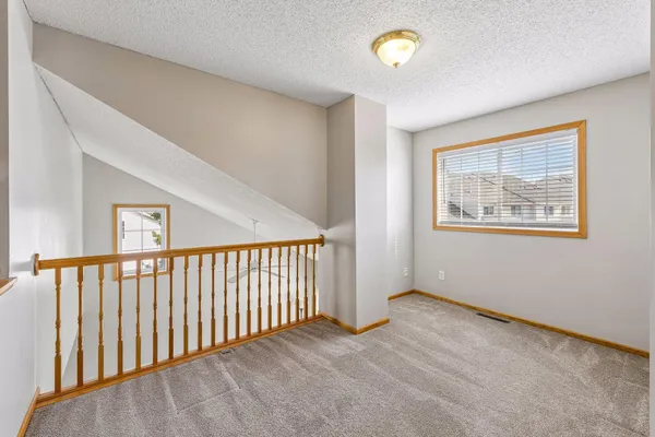 $279,900 | 858 Gannon Drive, Shakopee, MN 55379