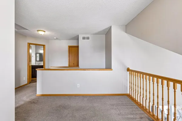 $279,900 | 858 Gannon Drive, Shakopee, MN 55379