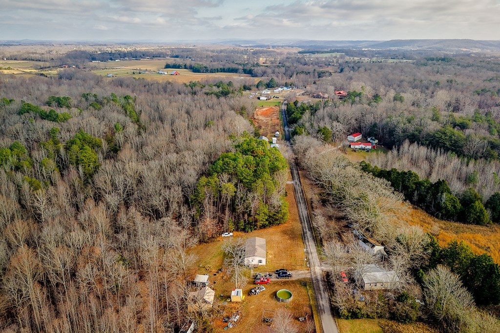 582 Doug Luna Road Walling, TN 38587 - Photo 32 of 36