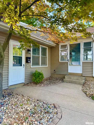 $209,000 | 5022 North Belmont Place, Peoria Heights, IL 61616