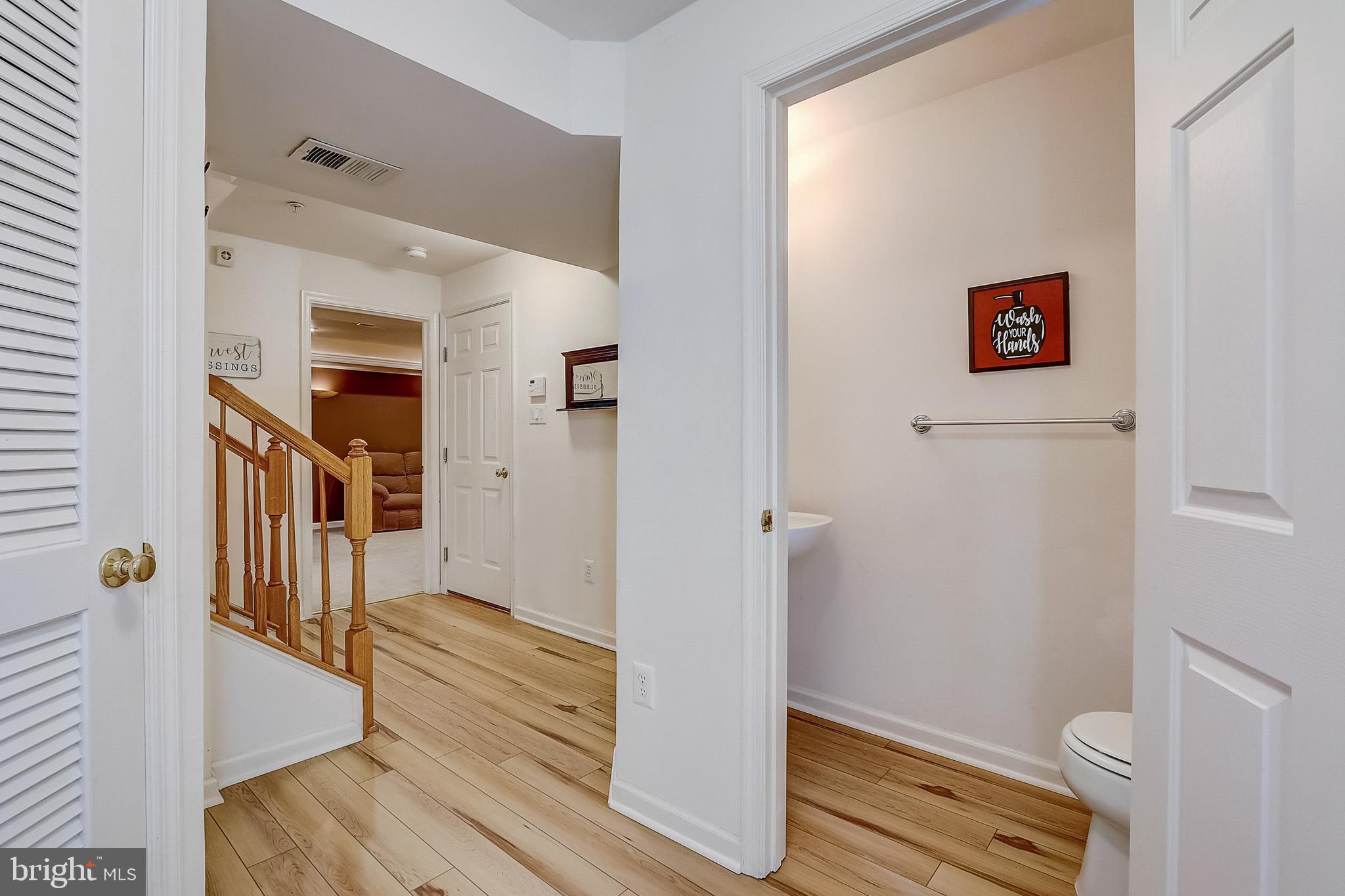 2021 Broadacres Drive Clementon, NJ 08021 - Photo 4 of 50