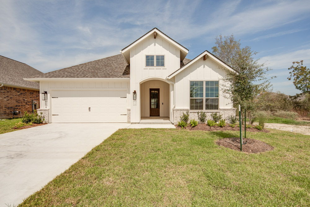 5074 Acadia Loop Bryan, TX 77802 - Photo 1 of 45 Gallery Image 1